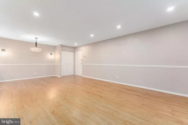 Media, PA 19063,520 N LEMON ST #F-11