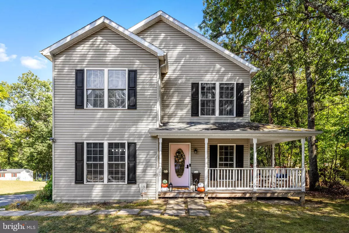 Cross Junction, VA 22625,205 LAKE HOLIDAY