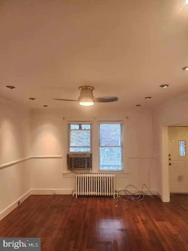 Washington, DC 20011,438 EMERSON ST NW