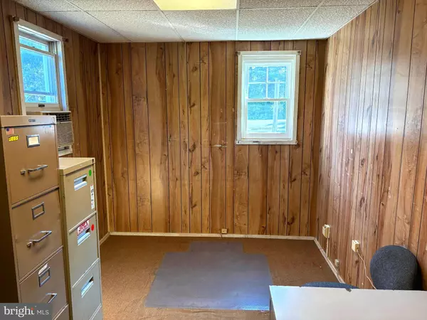 Ridgeley, WV 26753,894 OLD FURNACE RD