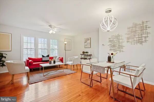 Vienna, VA 22180,2757 STONE HOLLOW DR