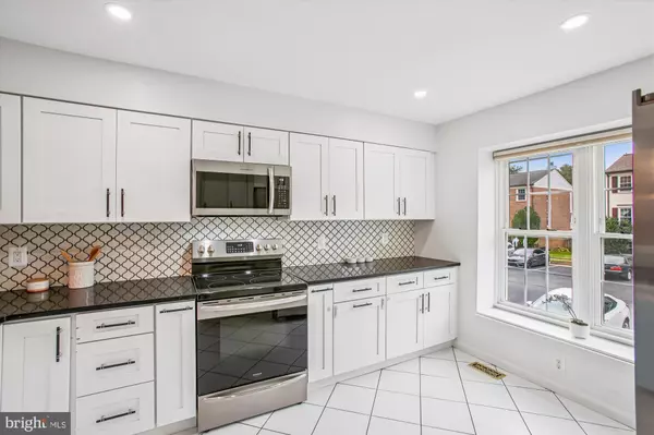 Vienna, VA 22180,2757 STONE HOLLOW DR