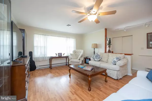 Southampton, NJ 08088,4 NARBERTH PL