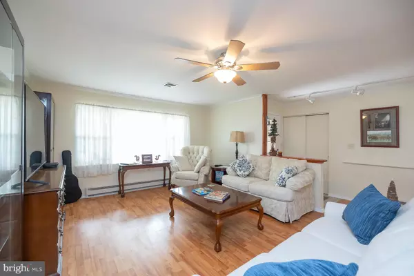 Southampton, NJ 08088,4 NARBERTH PL