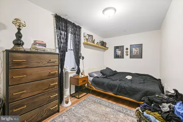 Philadelphia, PA 19146,1148-49-50 S 15TH ST