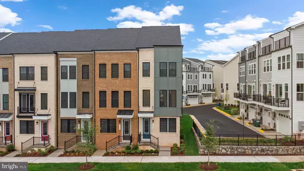 Herndon, VA 20171,2664 RIVER BIRCH RD