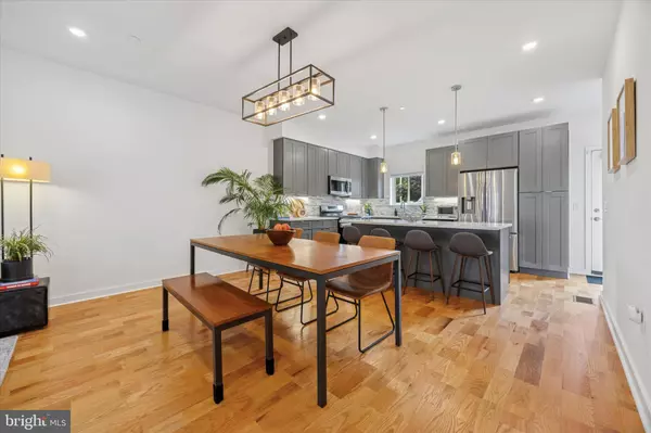 Philadelphia, PA 19119,7005 PIPERS GLEN WAY