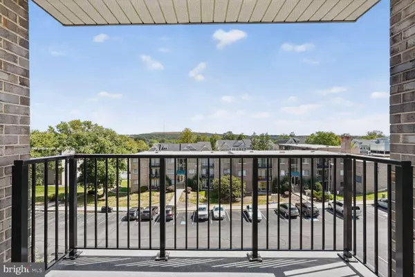 Woodbridge, VA 22192,1602 RENATE DR #302