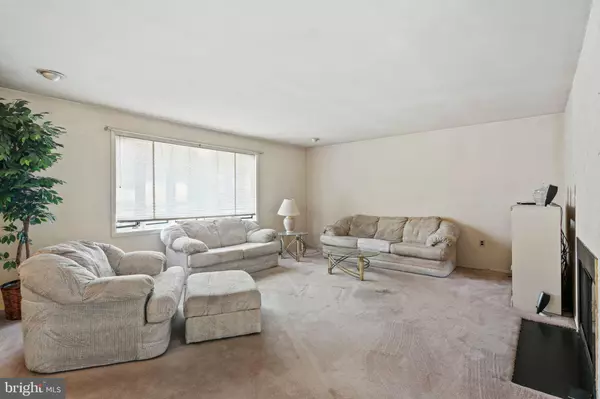 Laurel, MD 20724,436 OLD LINE AVE