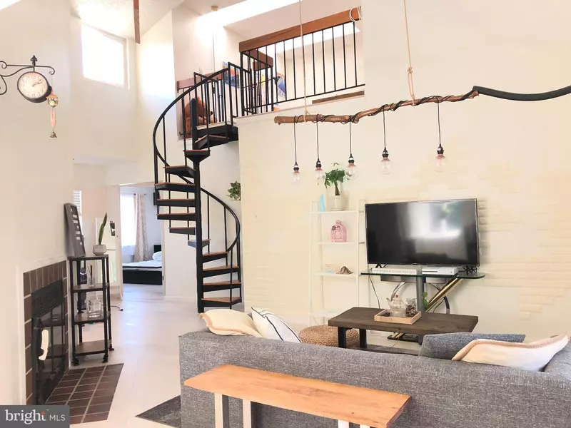 346 BRIGADE CT, Chesterbrook, PA 19087