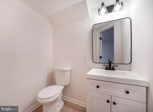 Washington, DC 20019,4631 MINNESOTA AVE NE