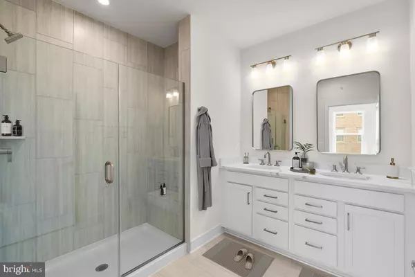 Ashburn, VA 20148,23640 BOLTON CRESCENT TER #13-306