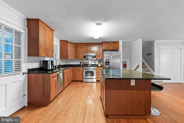 Baltimore, MD 21210,5804 N CHARLES ST