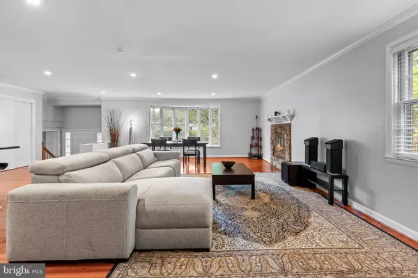 Baltimore, MD 21210,5804 N CHARLES ST