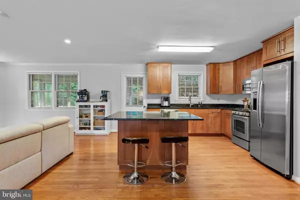 Baltimore, MD 21210,5804 N CHARLES ST