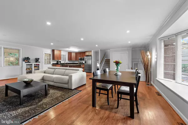 Baltimore, MD 21210,5804 N CHARLES ST