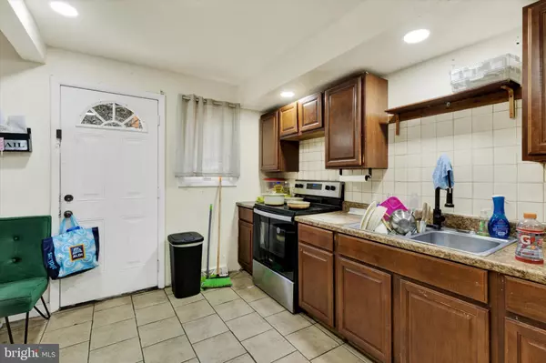 Lancaster, PA 17603,1211 WABANK