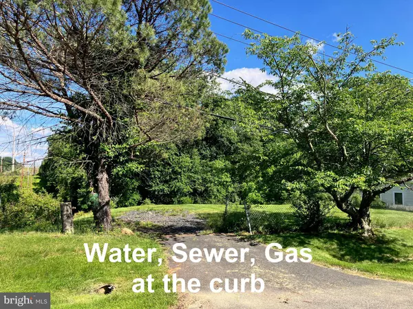 Potomac, MD 20854,12313 SAINT JAMES RD