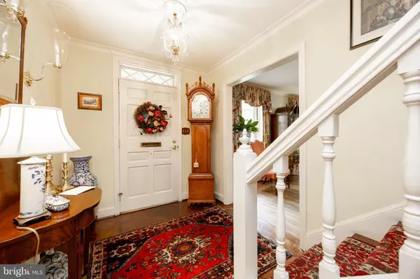 Wilmington, DE 19807,903 N DUPONT RD