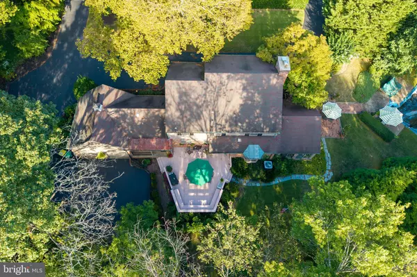 Wilmington, DE 19807,903 N DUPONT RD