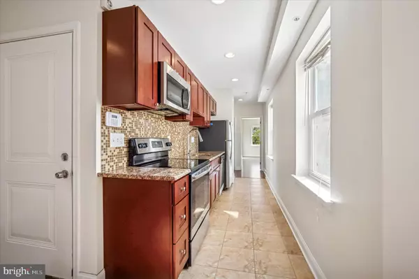 Philadelphia, PA 19121,1421 N 18TH ST #3