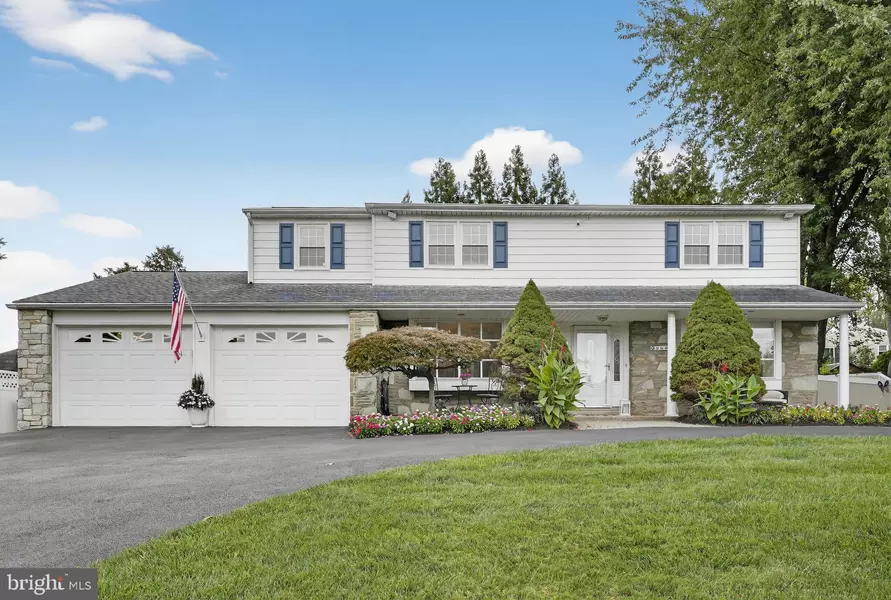 3567 ORIOLE DR, Huntingdon Valley, PA 19006