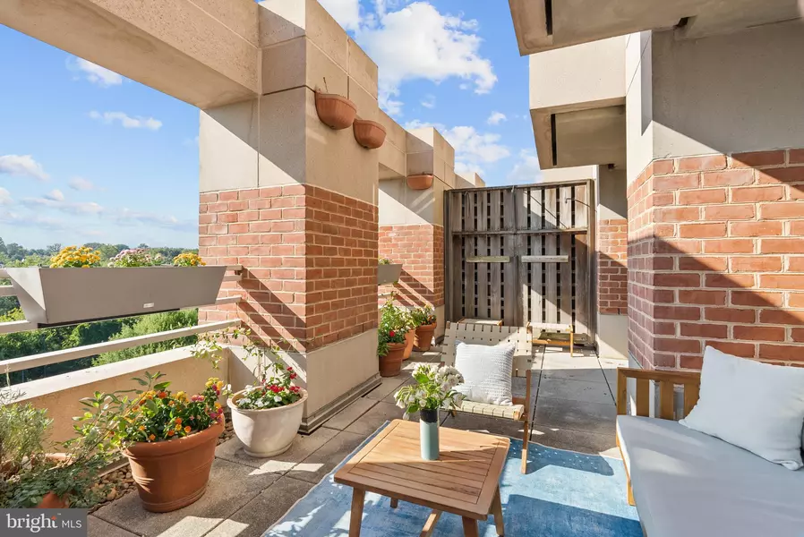 1275 25TH ST NW #610, Washington, DC 20037