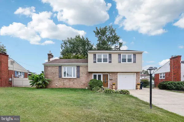 11 N BOOTH DR, New Castle, DE 19720