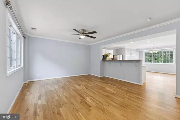 Alexandria, VA 22304,1573 N VAN DORN ST #A