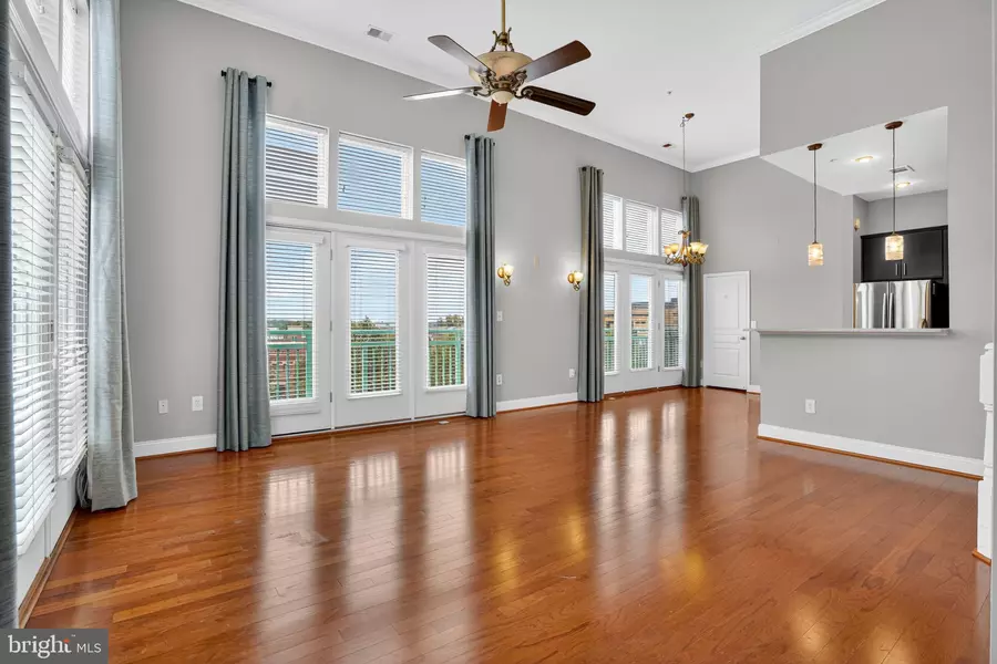 12000 MARKET ST #490, Reston, VA 20190