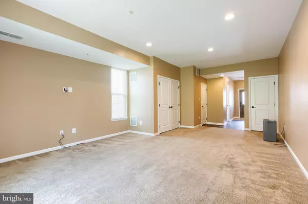 Glen Burnie, MD 21060,613 RAVENWOOD DR