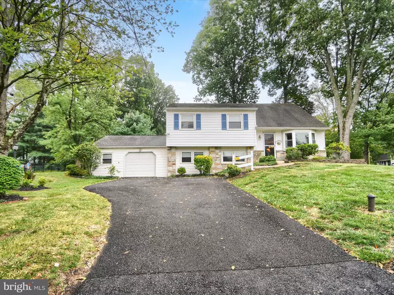 200 CORNWALL DR, Chalfont, PA 18914