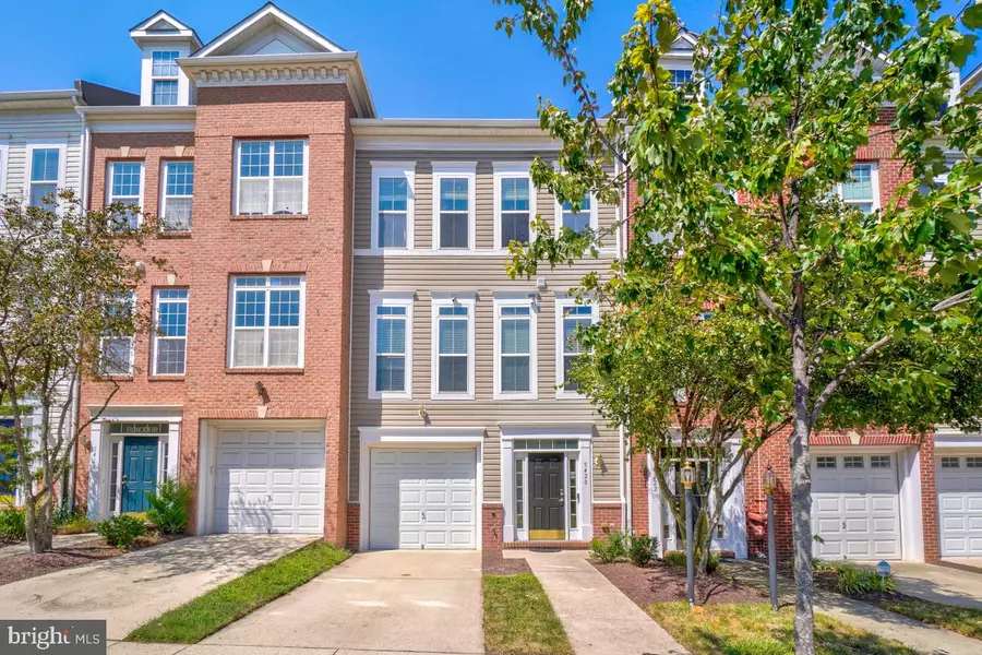 5420 HARTFIELD AVE, Suitland, MD 20746