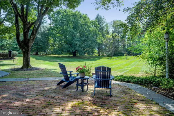 Bethlehem, PA 18015,1803 APPLE TREE LN E