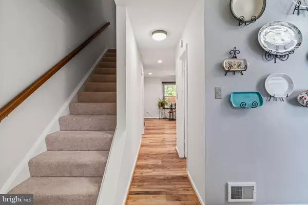 Springfield, VA 22152,6465 BLARNEY STONE CT