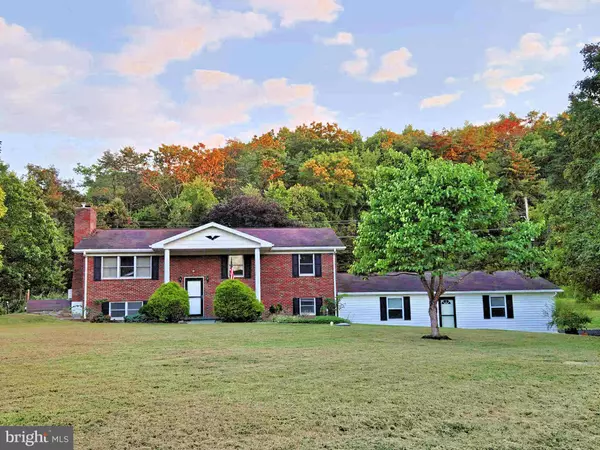 31631 NORTHWESTERN PIKE, Romney, WV 26757
