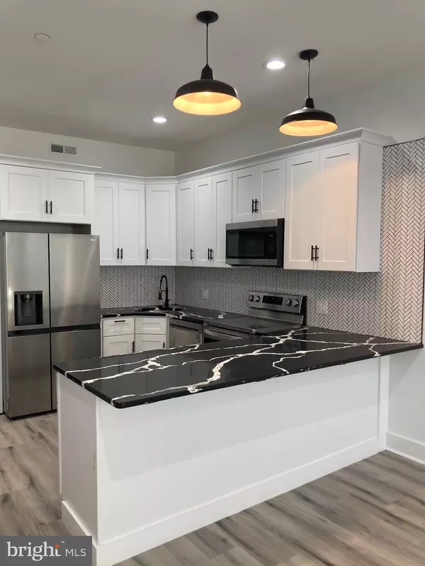 Philadelphia, PA 19121,1830 W DIAMOND ST #2