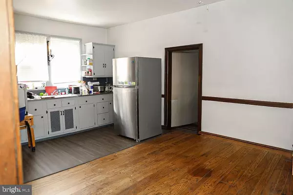 Woodstown, NJ 08098,18 CHURCH ST