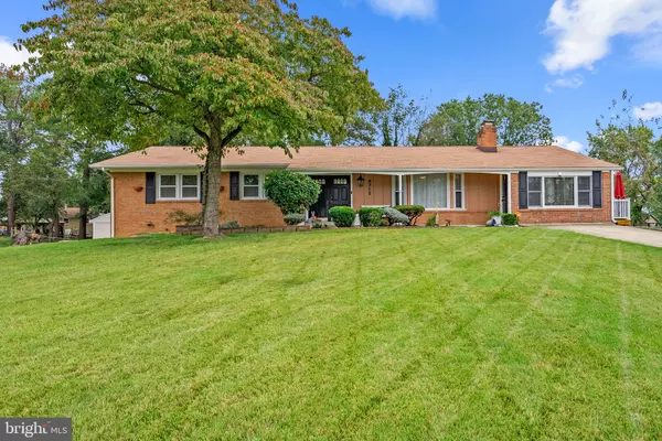 9712 INDIAN PRINCESS DR, Fort Washington, MD 20744