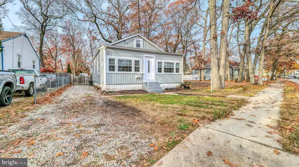 1110 ERIAL RD, Pine Hill, NJ 08021