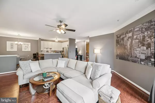 Woodbridge, VA 22191,1621 LADUE CT #207