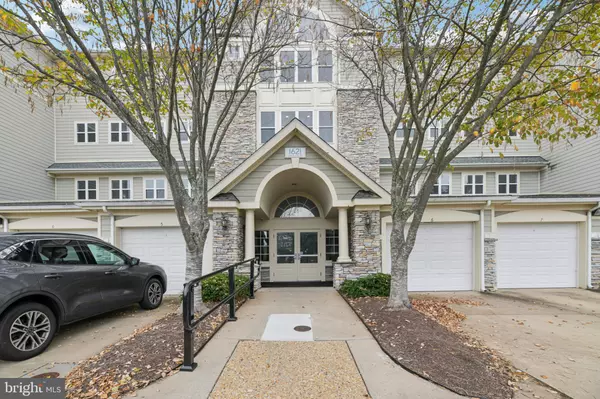 1621 LADUE CT #207, Woodbridge, VA 22191