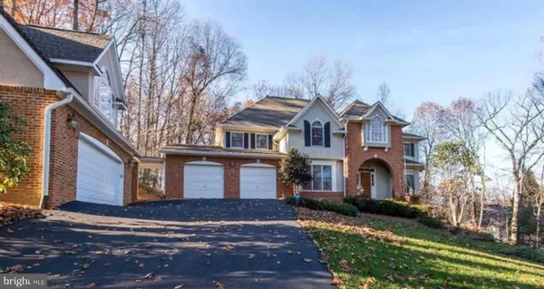 Vienna, VA 22181,2082 HUNTERS CREST WAY