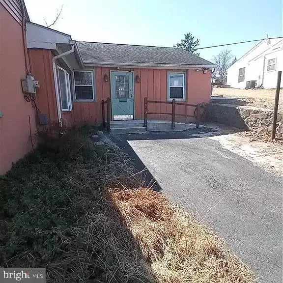 Green Lane, PA 18054,3111 MAIN ST