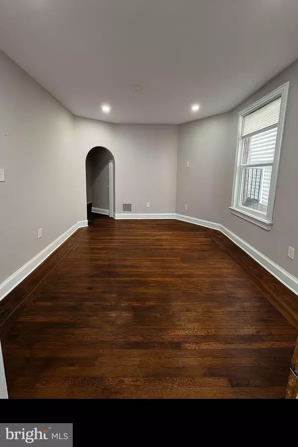 Philadelphia, PA 19143,5322 ANGORA TER #1