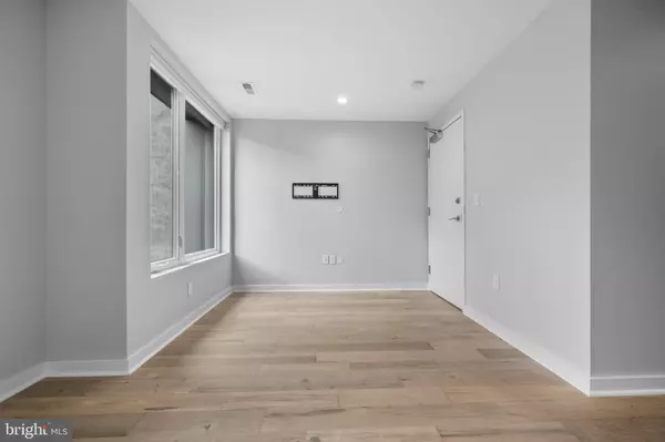 Washington, DC 20002,24 FLORIDA AVE NE #201