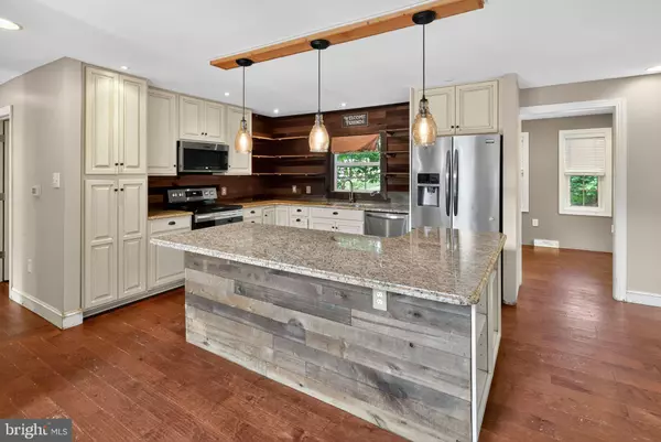 Landenberg, PA 19350,30 WHITE OAK RD