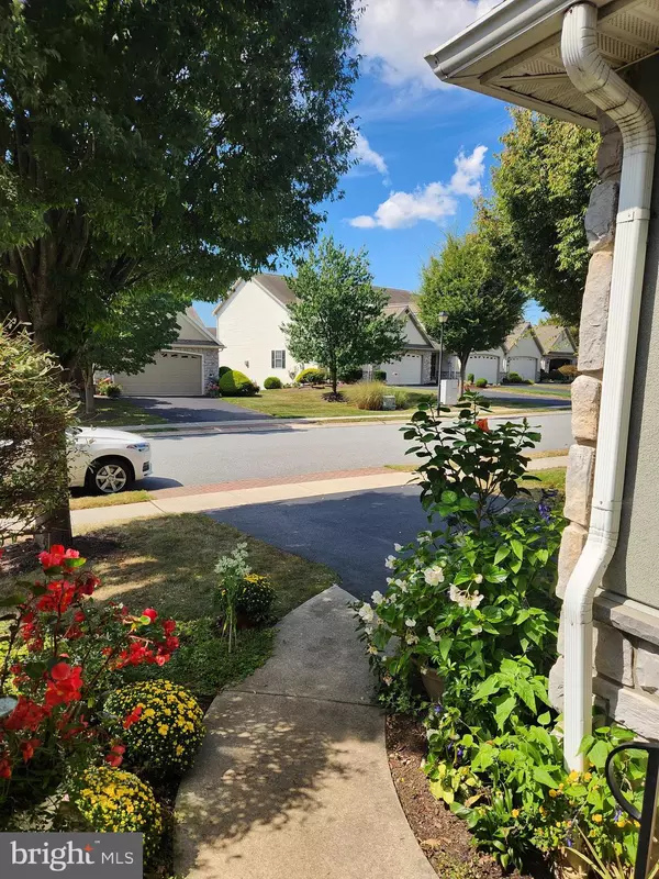 Mount Joy, PA 17552,1317 CANTEBURY DR