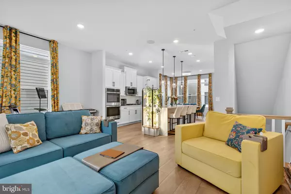 Rockville, MD 20855,8275 FRONT LOOP