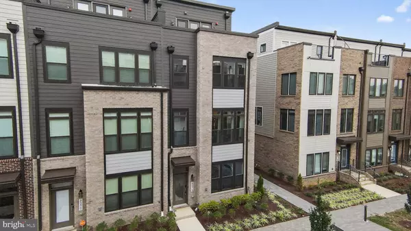 Rockville, MD 20855,8275 FRONT LOOP